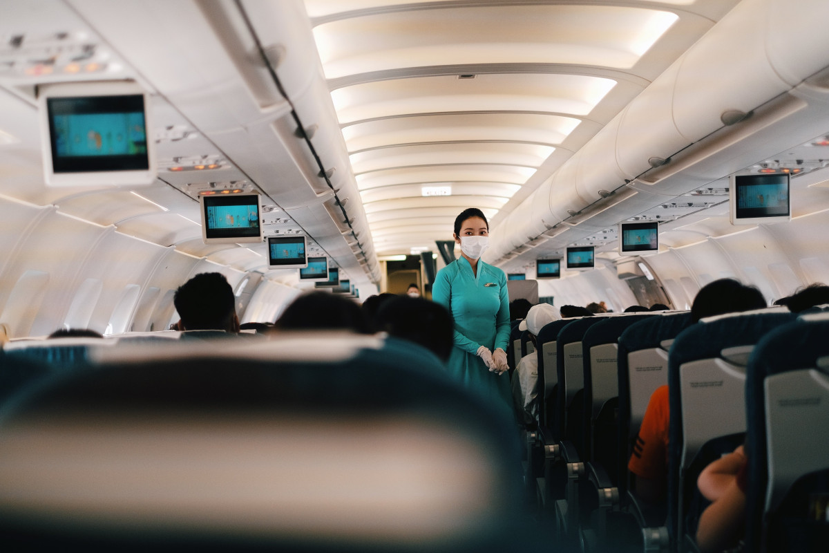 primul zbor cu avionul