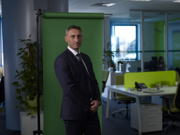 Groupama Asigurări, primul asigurator din România care introduce opțiunea de constatare a daunelor prin asistență video 