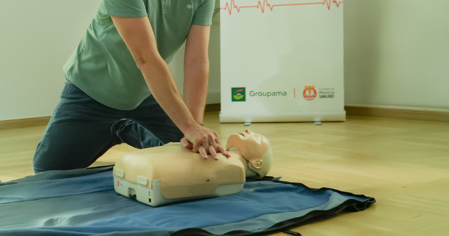 O comunitate mai bine pregătită: Groupama instruiește șoferii RATBV în acordarea primului ajutor, prin programul „Salvatorii de vieți”
